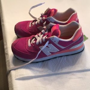 Women’s Size 7.5 New Balance Running Shoes